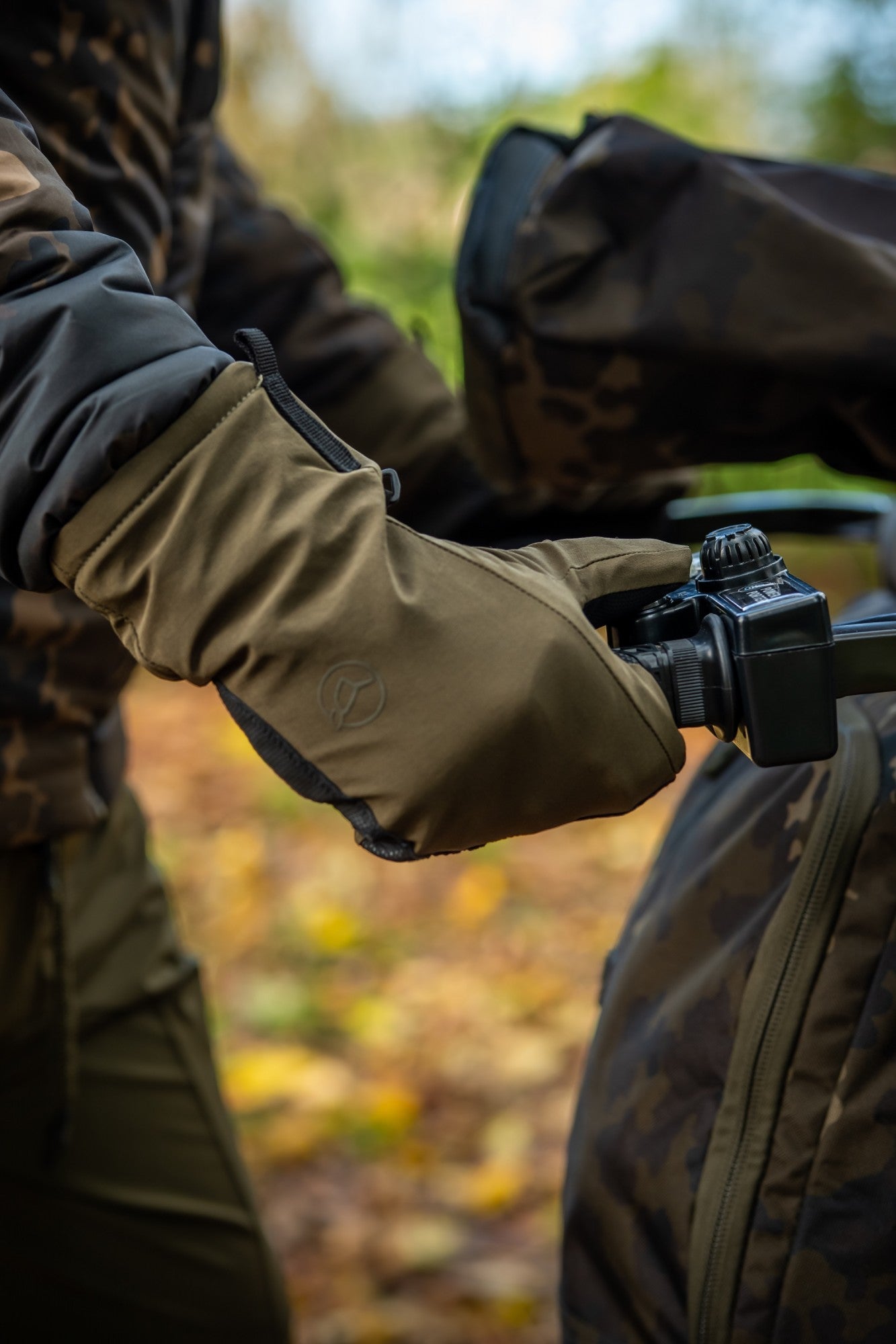 Korda Polar Mittens Dark Olive L/XL